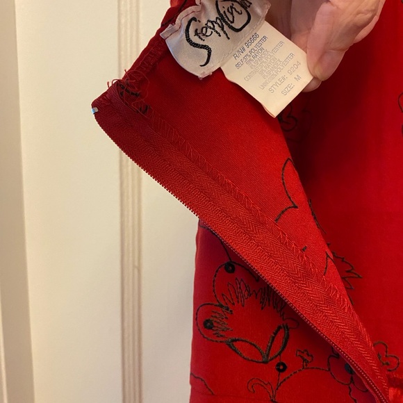 Stepping Out Red w/Black Embroidery & Sequins Party A-Line Dress M - Picture 5 of 8